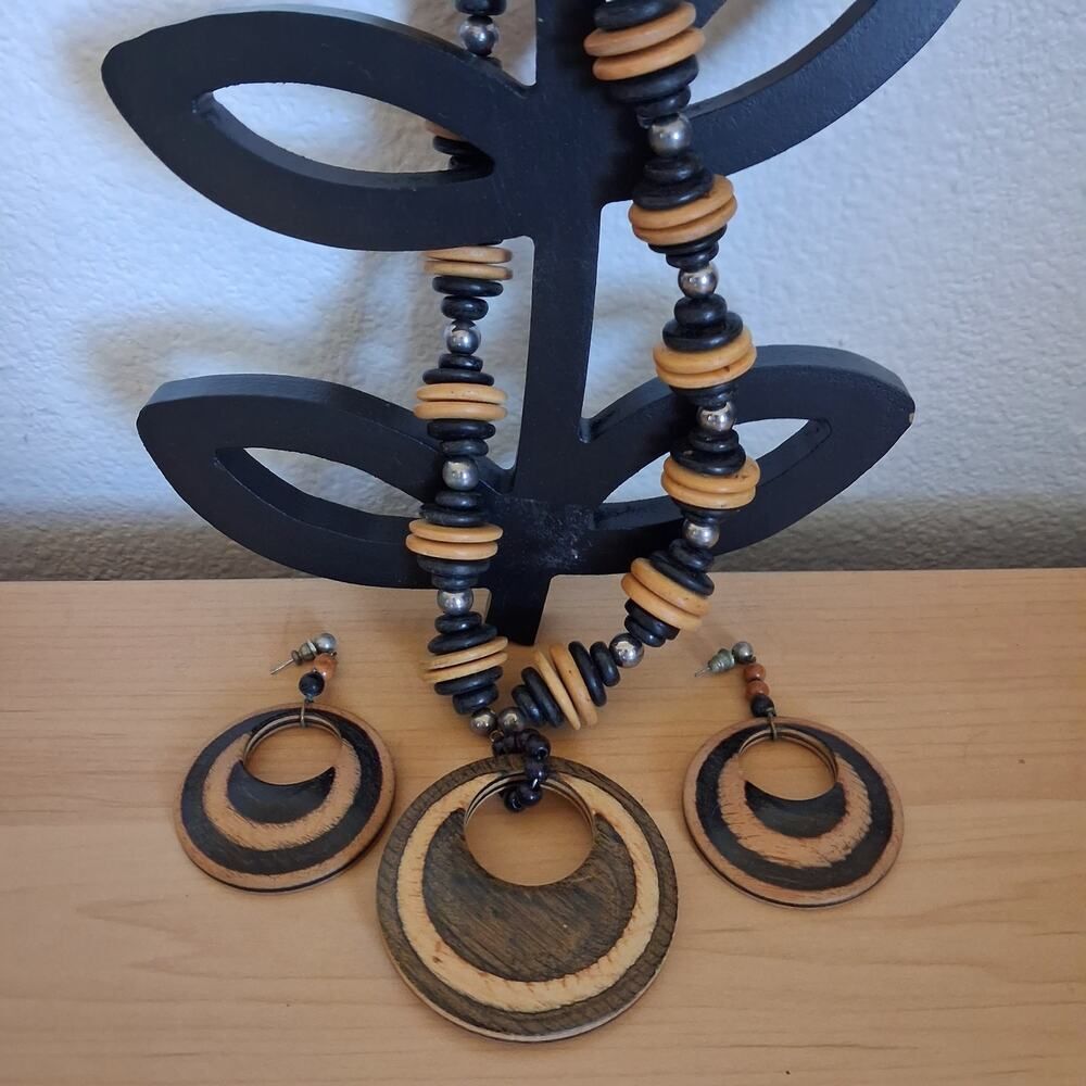 Vintage Necklace Earrings Set Wood Beads Pendant Brown Tan Silver Ethnic Tribal
